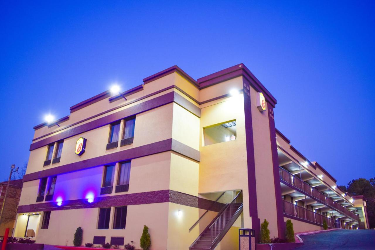 Super 8 Downtown Raleigh Motel Buitenkant foto