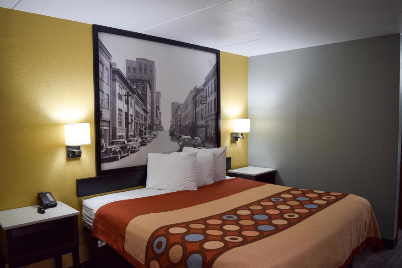Super 8 Downtown Raleigh Motel Buitenkant foto